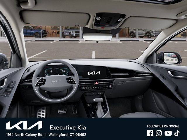 2025 Kia Niro EX Touring - Photo 14