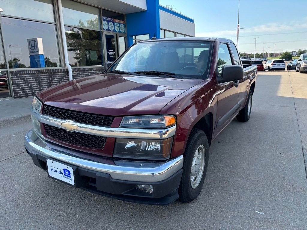 Used 2008 Deep Ruby Metallic Chevrolet LT RWD image 1