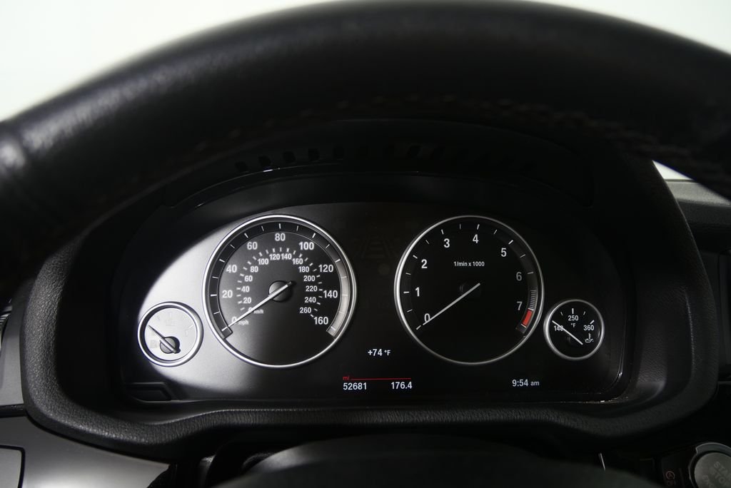 Used 2017 Space Gray Metallic BMW sDrive28i image 16