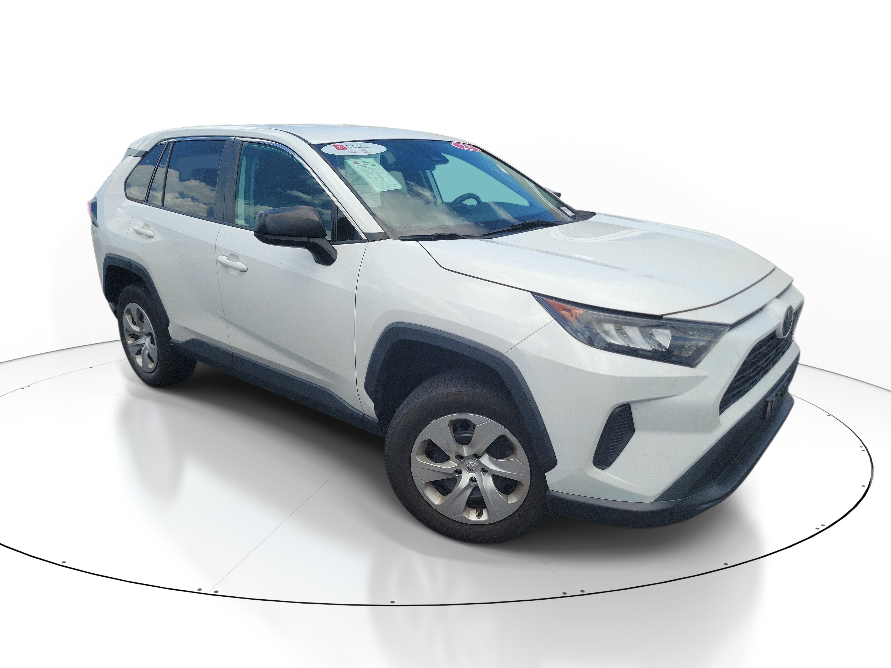 Used 2022 White Toyota LE image 2