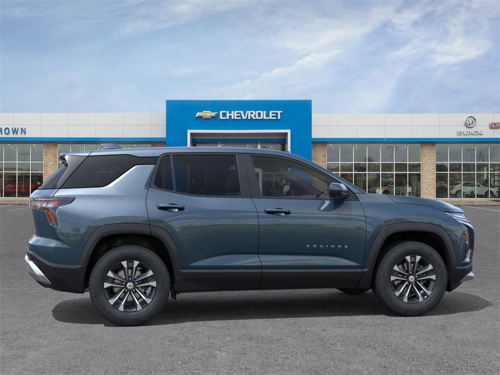 2026 Chevrolet Equinox LT photo 4