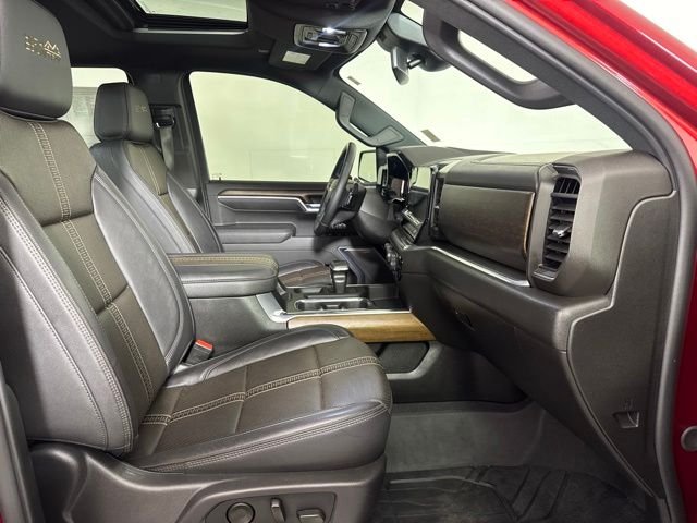 Used 2026 Red Chevrolet High Country image 4
