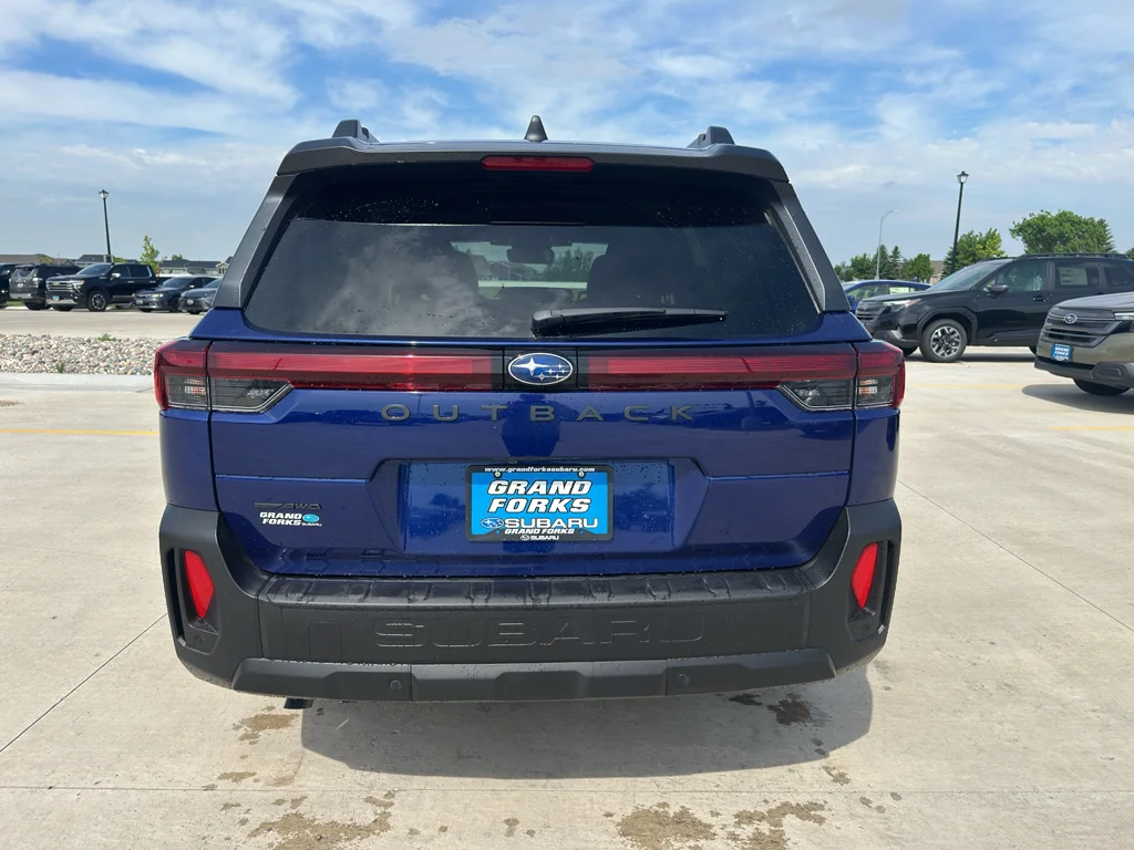 New 2026 SAPPHIRE BLUE PEARL Subaru Limited image 6