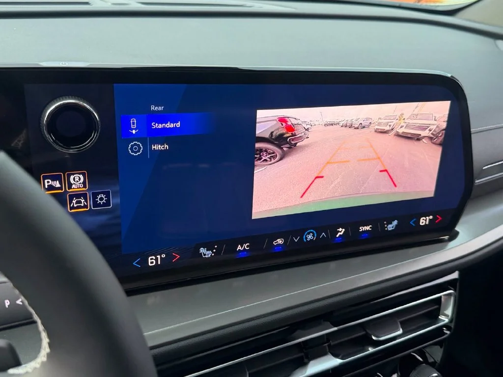 New 2027 Trillium Green Metallic Chevrolet LT image 20