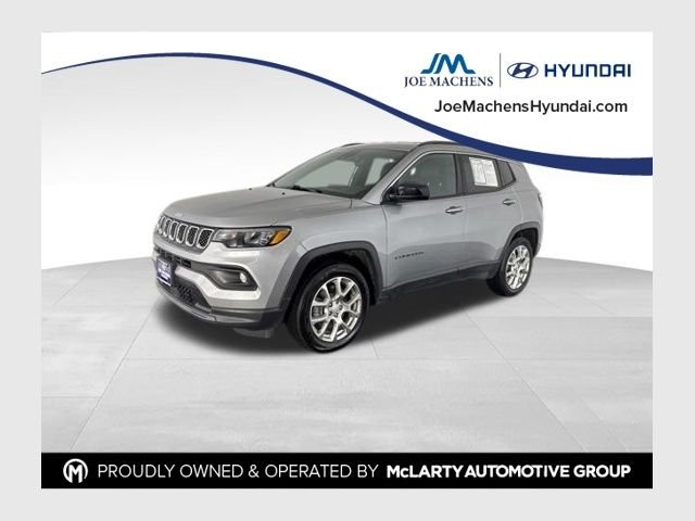 2023 Jeep Compass Latitude Lux