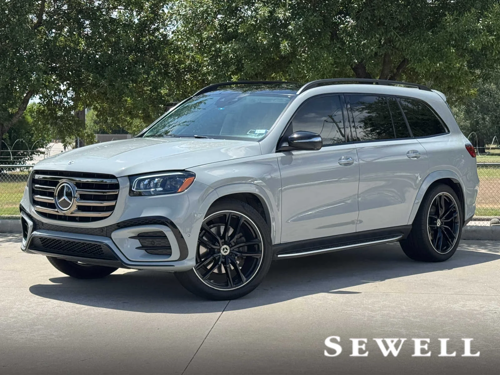 Used 2024 MANUFAKTUR Alpine Grey Mercedes-Benz GLS 580 image 1