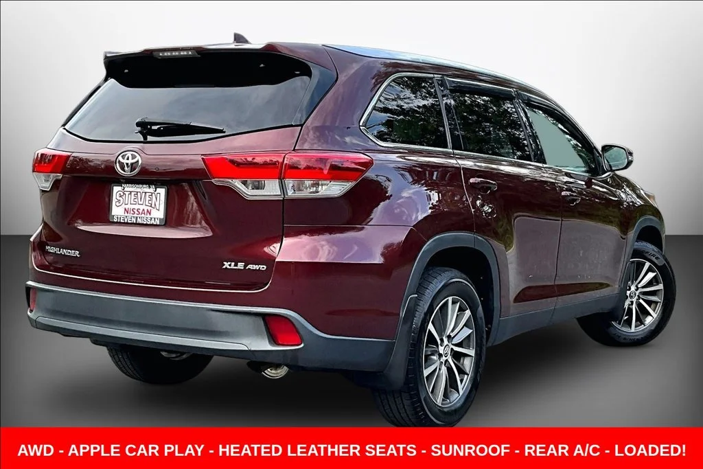 Used 2019 Red Toyota XLE image 6