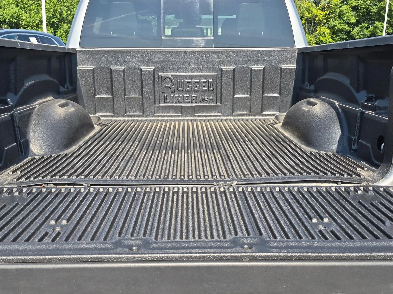 Used 2025 Billet Silver Metallic Clearcoat Ram Laramie image 35