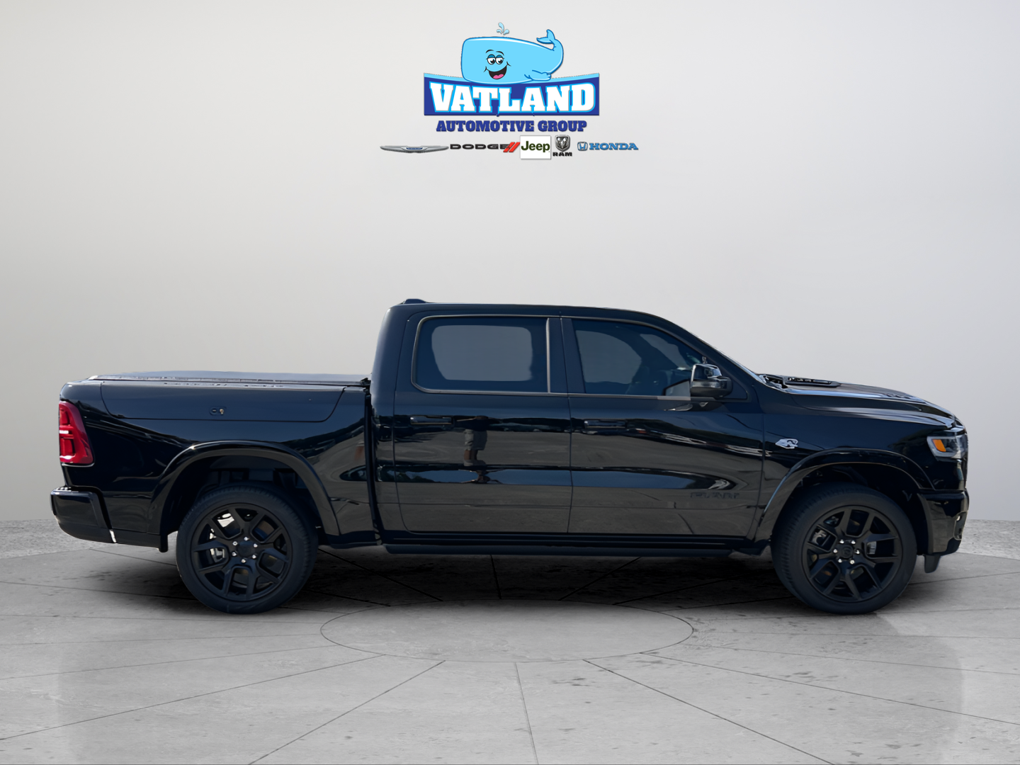 New 2026 Diamond Black Crystal Pearl-Coat Exterior Paint RAM Limited image 6
