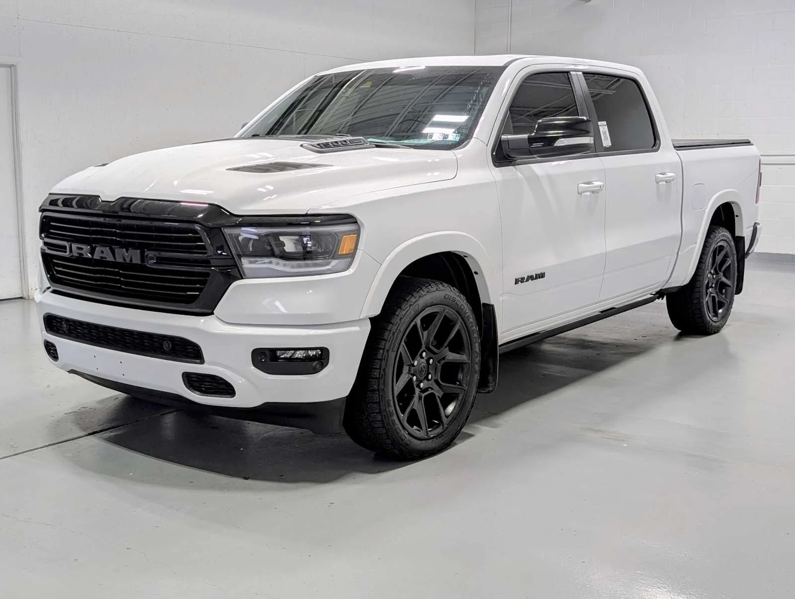 2021 RAM 1500 Pickup Laramie