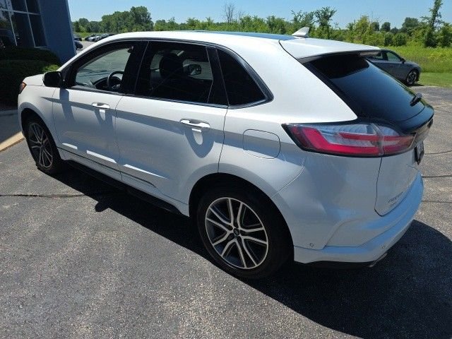 Used 2019 White Platinum Clearcoat Metallic Ford Titanium image 6