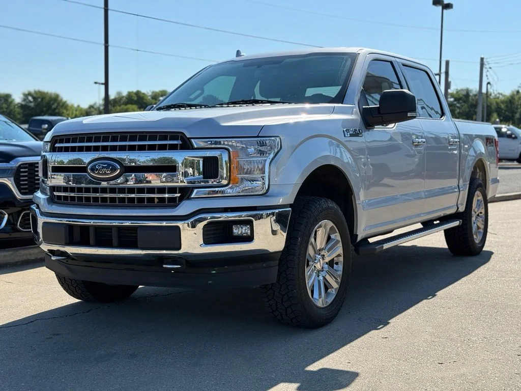 Used 2018 Silver Ford XLT image 2