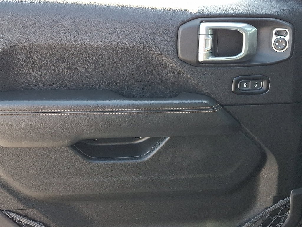 Used 2020 Black Jeep Unlimited Sahara High Altitude image 13
