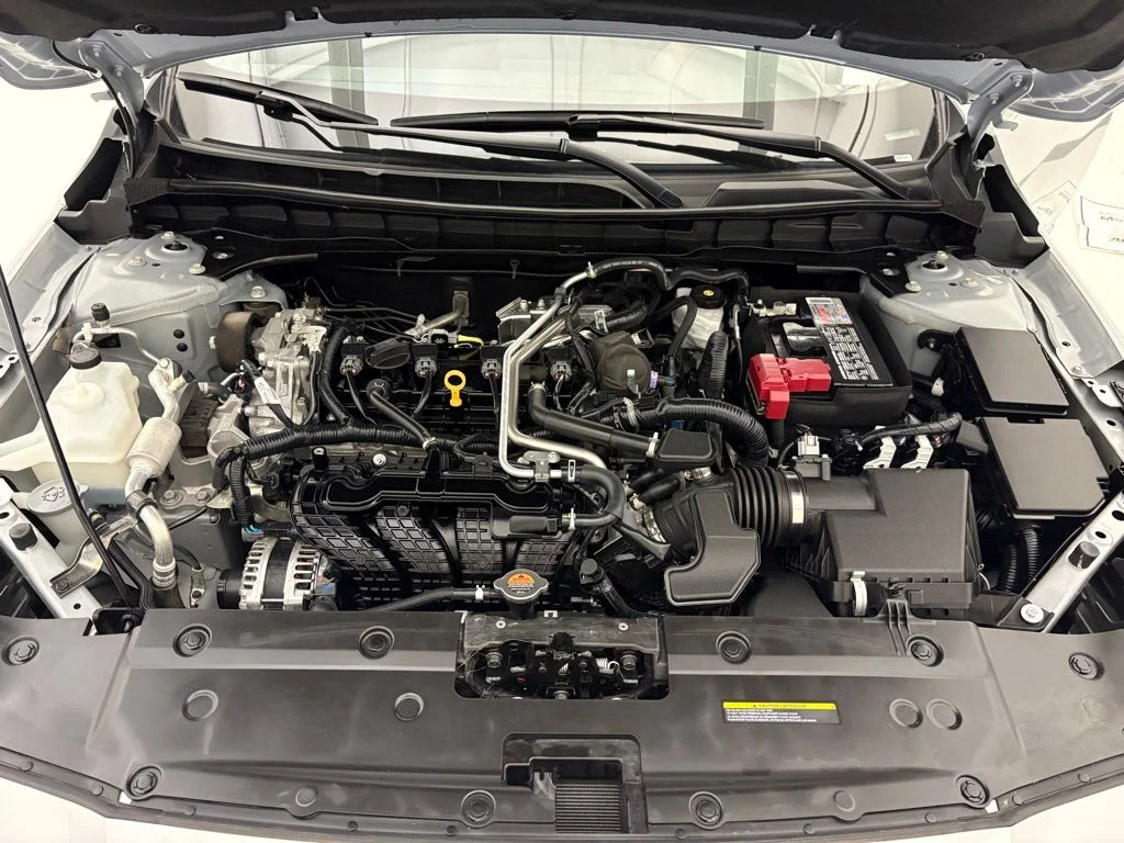 Used 2025 Silver Nissan 2.5 SV image 34