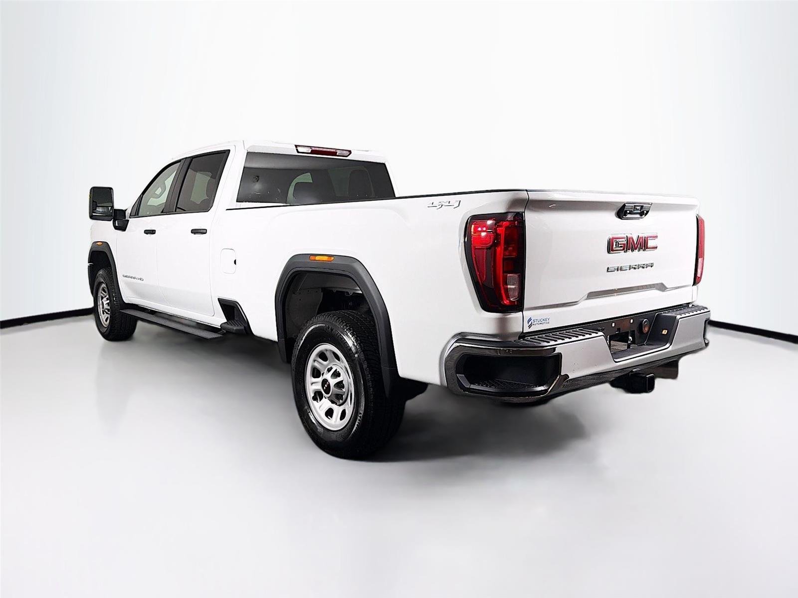 New 2026 Summit White GMC Pro image 9