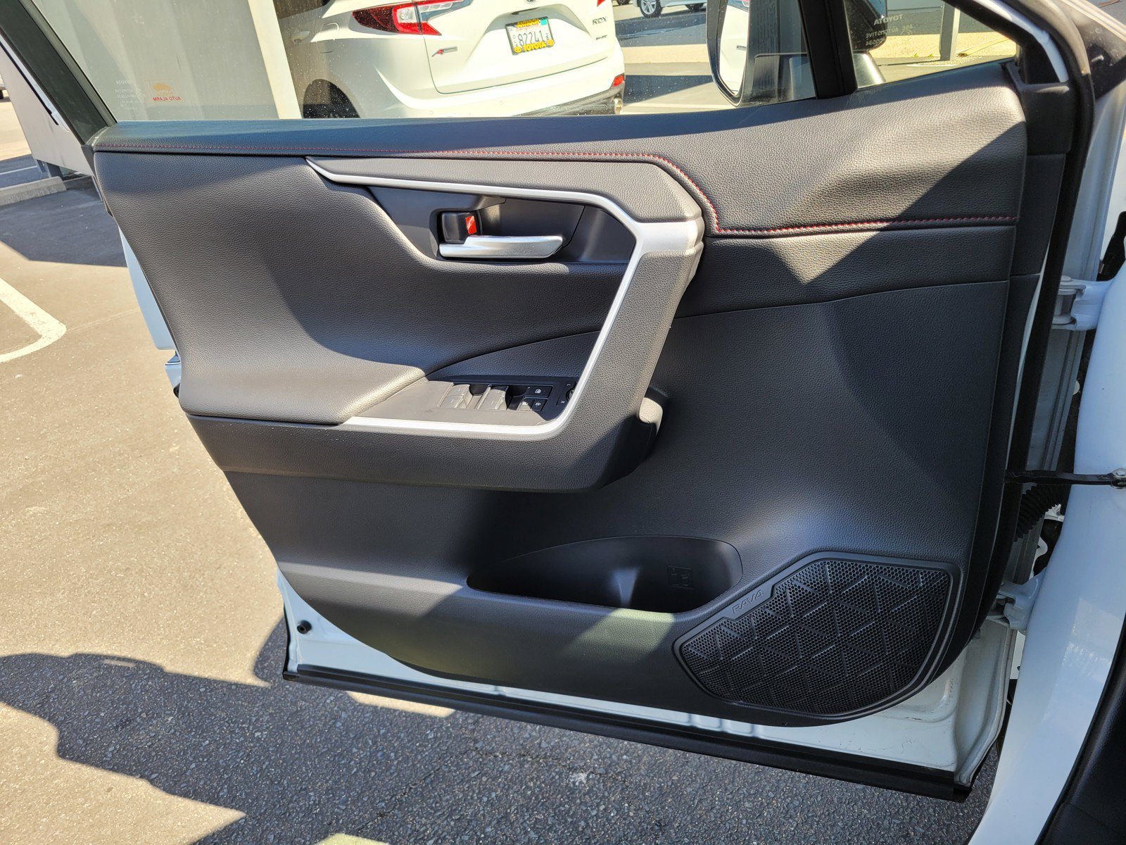 Certified Used 2023  Toyota XSE image 27