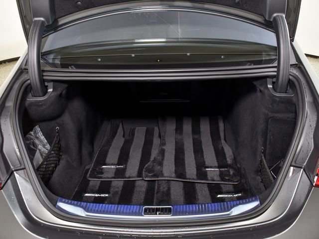 New 2026 MANUFAKTUR Graphite Metallic Mercedes-Benz S 580 image 90