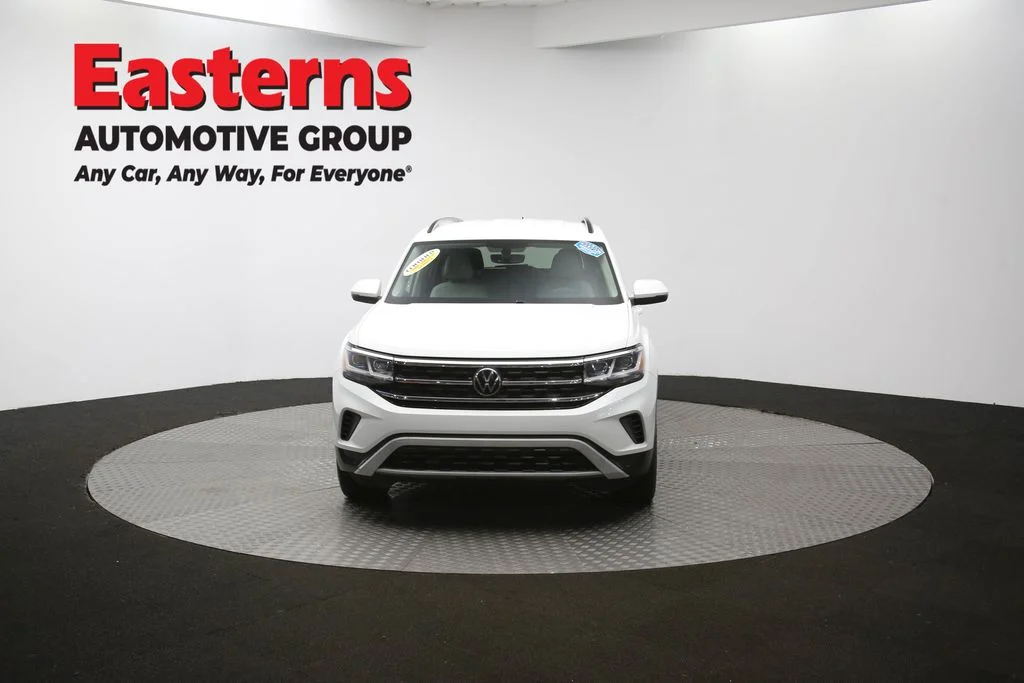Used 2021 White Volkswagen 2.0T SE w/Technology image 55
