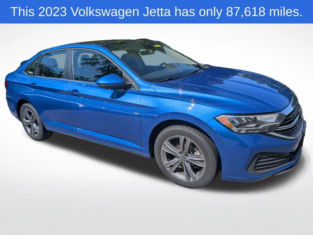 Used 2023 Blue Volkswagen 1.5T SE image 1