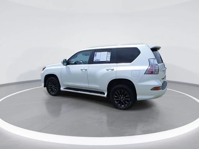 Used 2021  Lexus 460 image 6