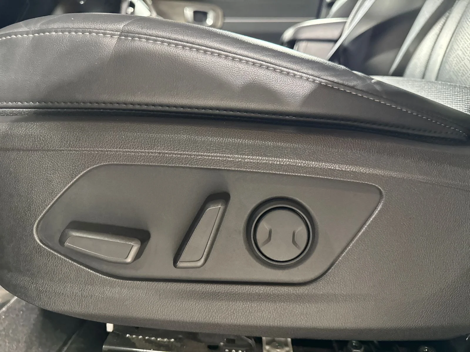 Certified Used 2021 Blue Kia EX image 16