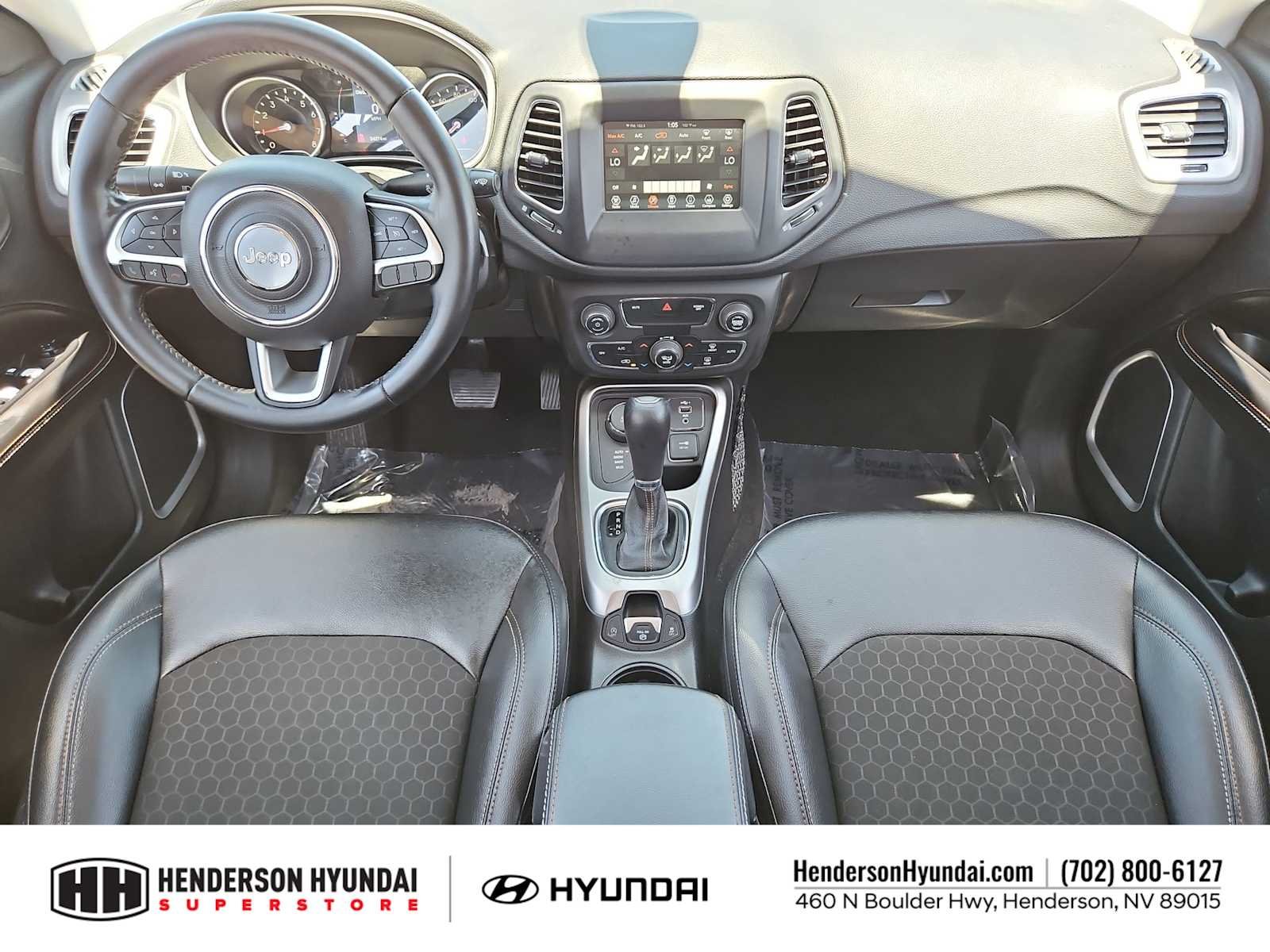 Used 2020 Laser Blue Pearlcoat Jeep Latitude image 15
