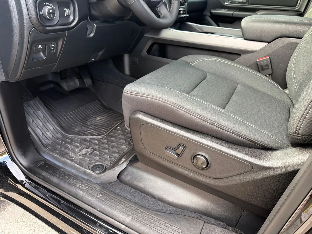2025 RAM 1500 Big Horn/Lone Star - Photo 21