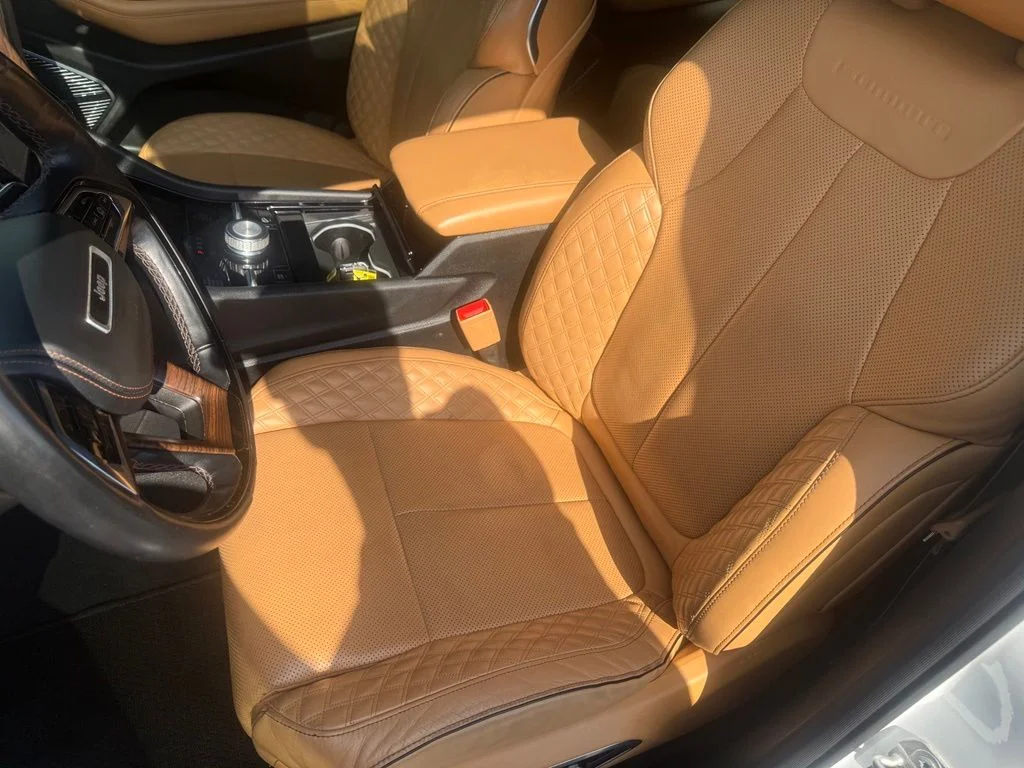 Used 2022 White Jeep Summit image 15