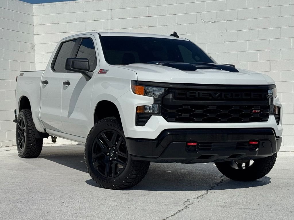 Used 2024 White Chevrolet Custom Trail Boss image 2