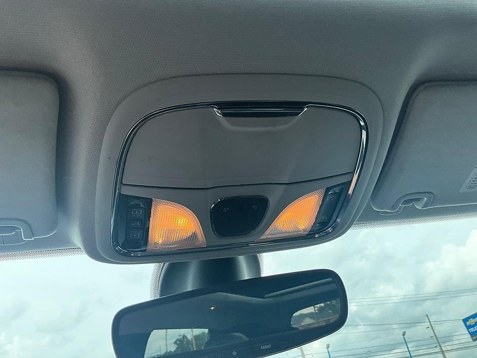 Used 2019 Gray Jeep Limited image 28