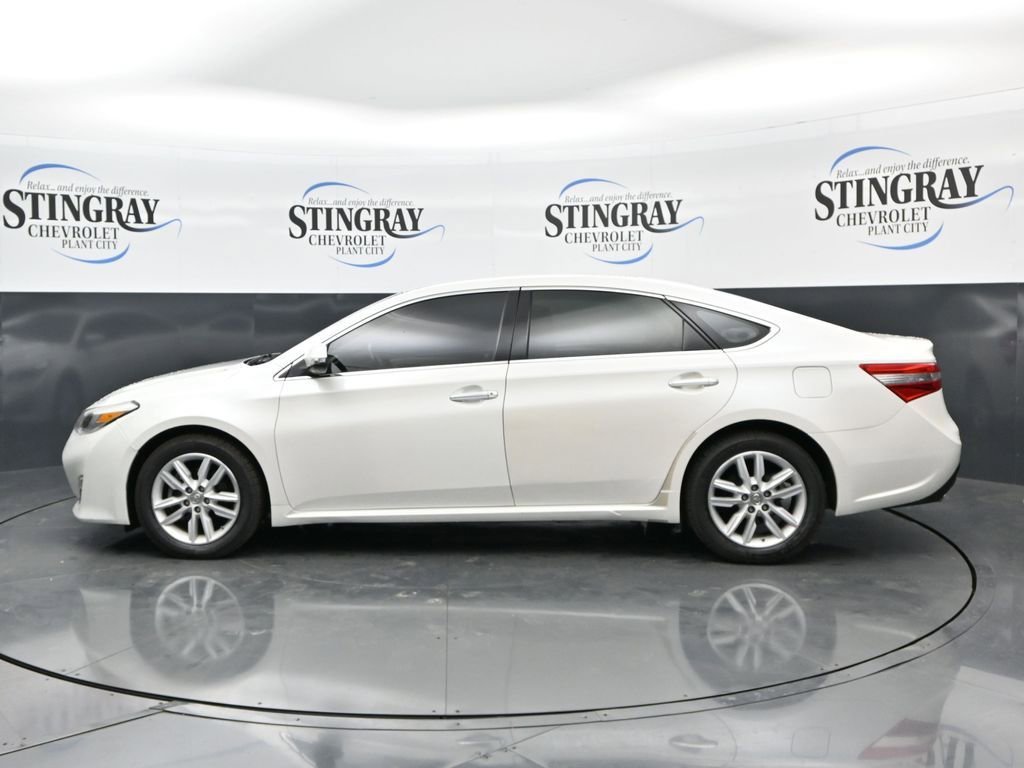 Used 2014 White Toyota Limited image 4