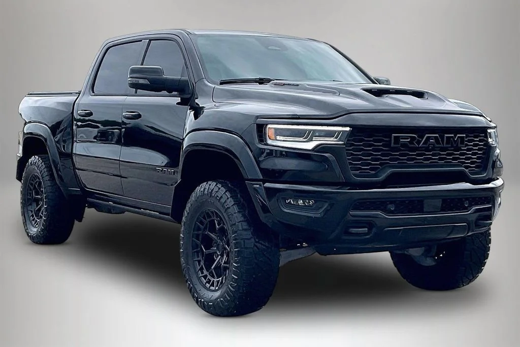 2025 RAM 1500 RHO 4x4 Crew Cab 5'7's photo