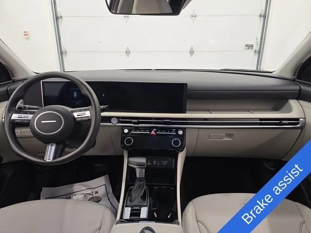 Used 2025 Green Hyundai SEL image 13