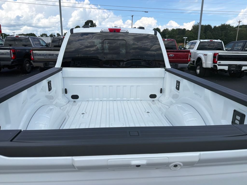 New 2026 Star White Metallic Tri-Coat Ford F-250® Lariat® image 9