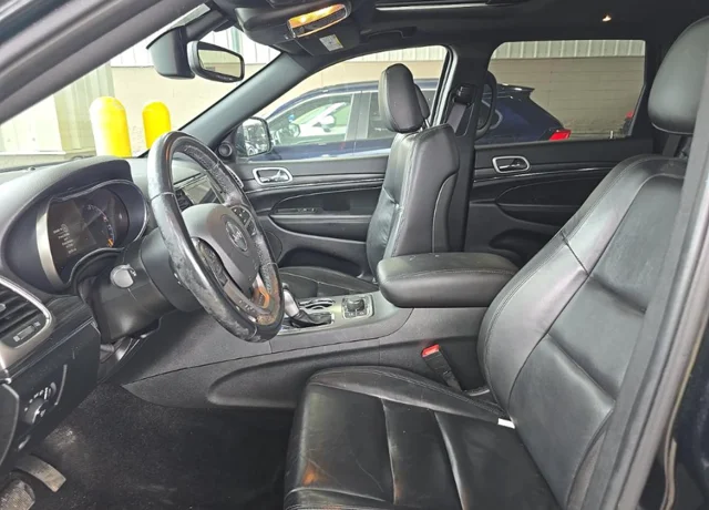 Used 2023 Gray Jeep Series II image 7