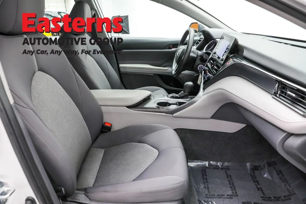 Used 2024 White Toyota LE image 22