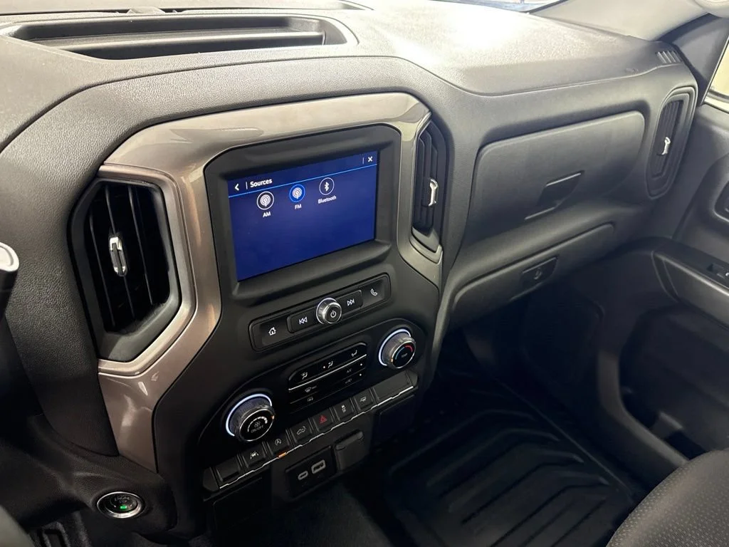 Certified Used 2025 Summit White Chevrolet WT image 31