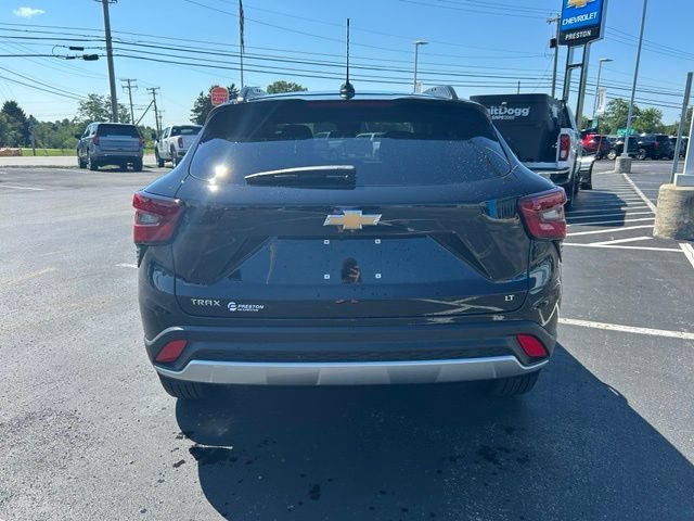 New 2026 Mosaic Black Metallic Chevrolet LT image 7