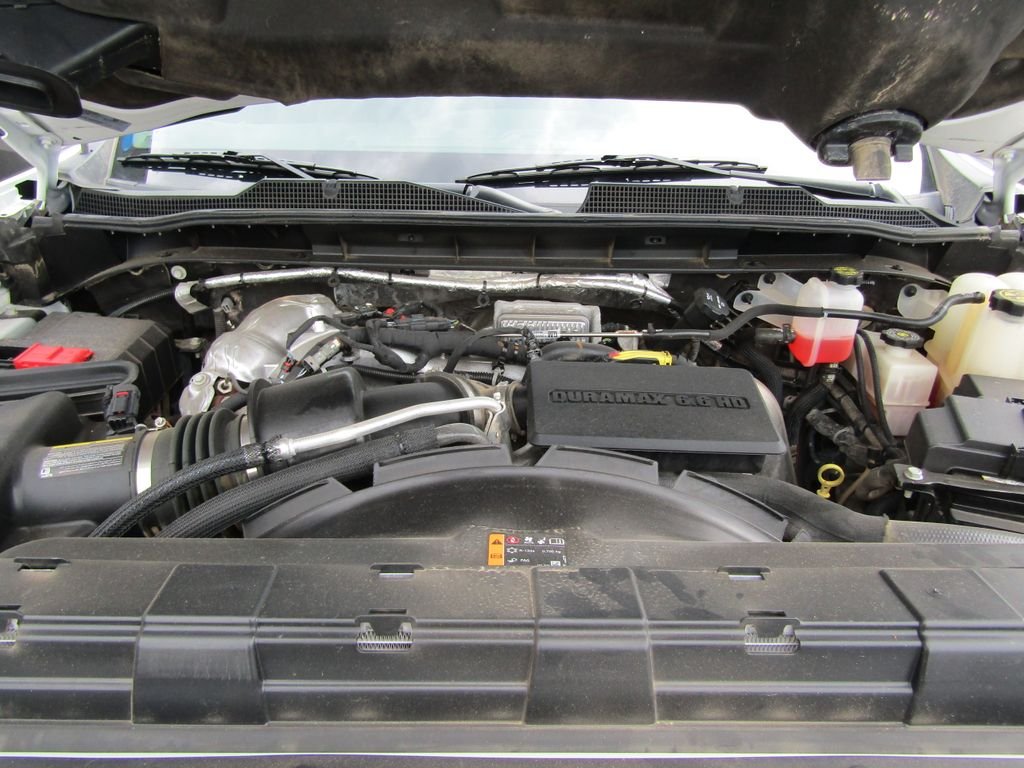Used 2023 White Chevrolet Work Truck image 24