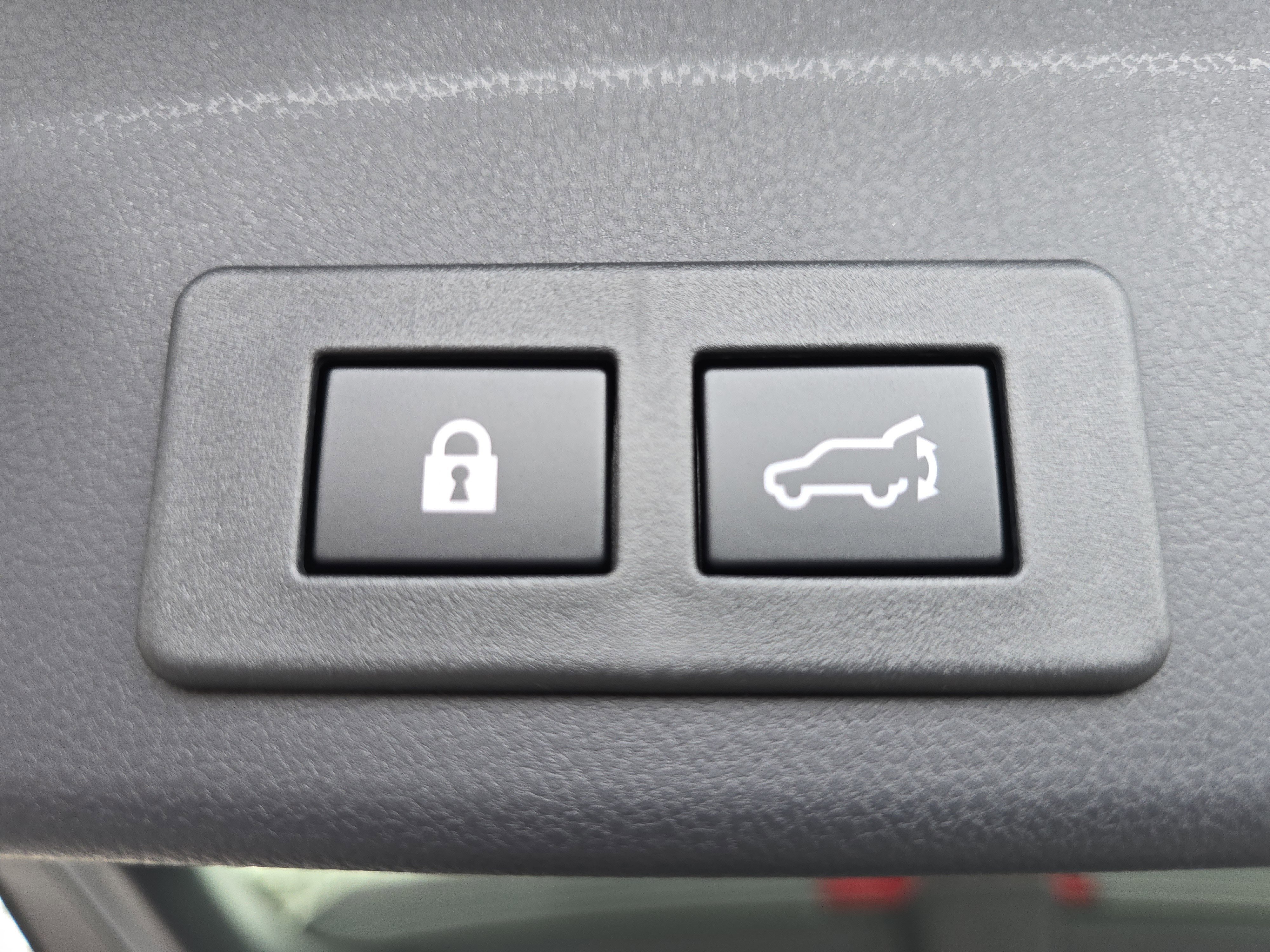 New 2026 MAGNETITE GRAY METALLIC Subaru Onyx Edition Touring 7-Passenger image 18