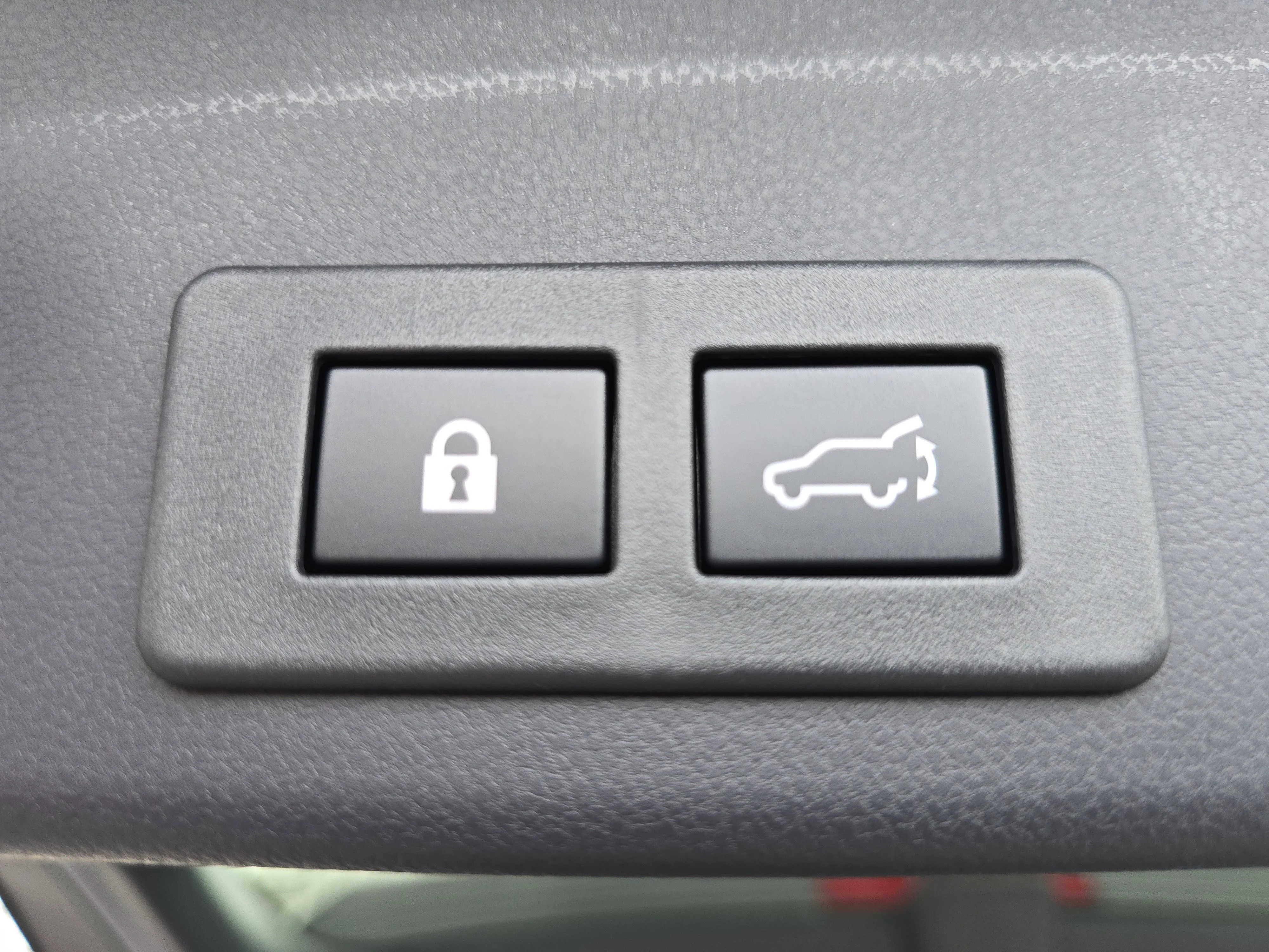 New 2026 Magnetite Gray Metallic Subaru Onyx Edition Touring image 18