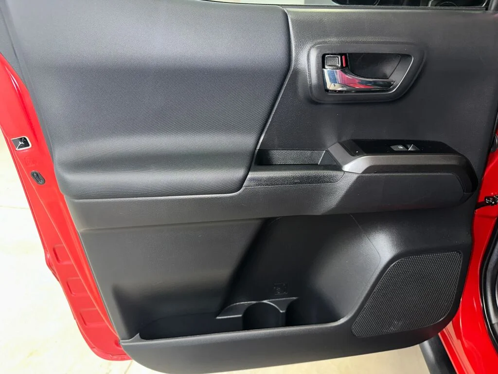 2023 Toyota Tacoma TRD Off Road - Photo 18