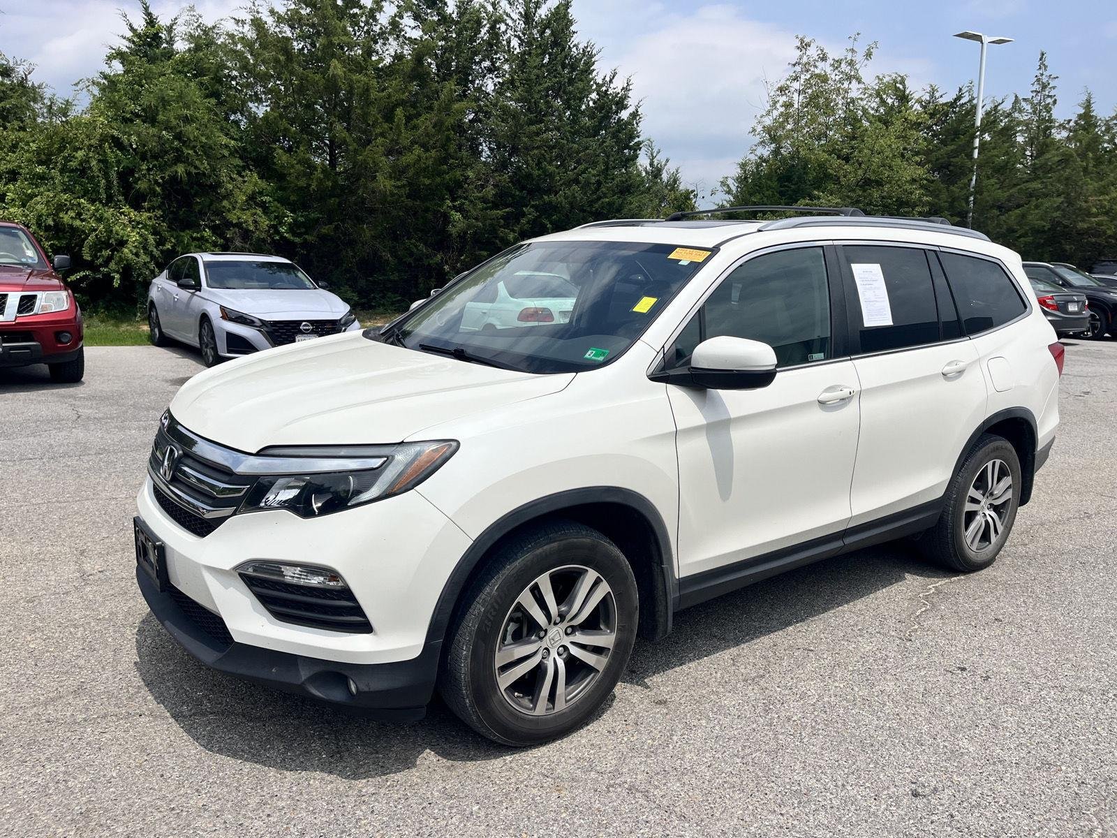 Used 2018 White Diamond Pearl Honda EX-L image 3