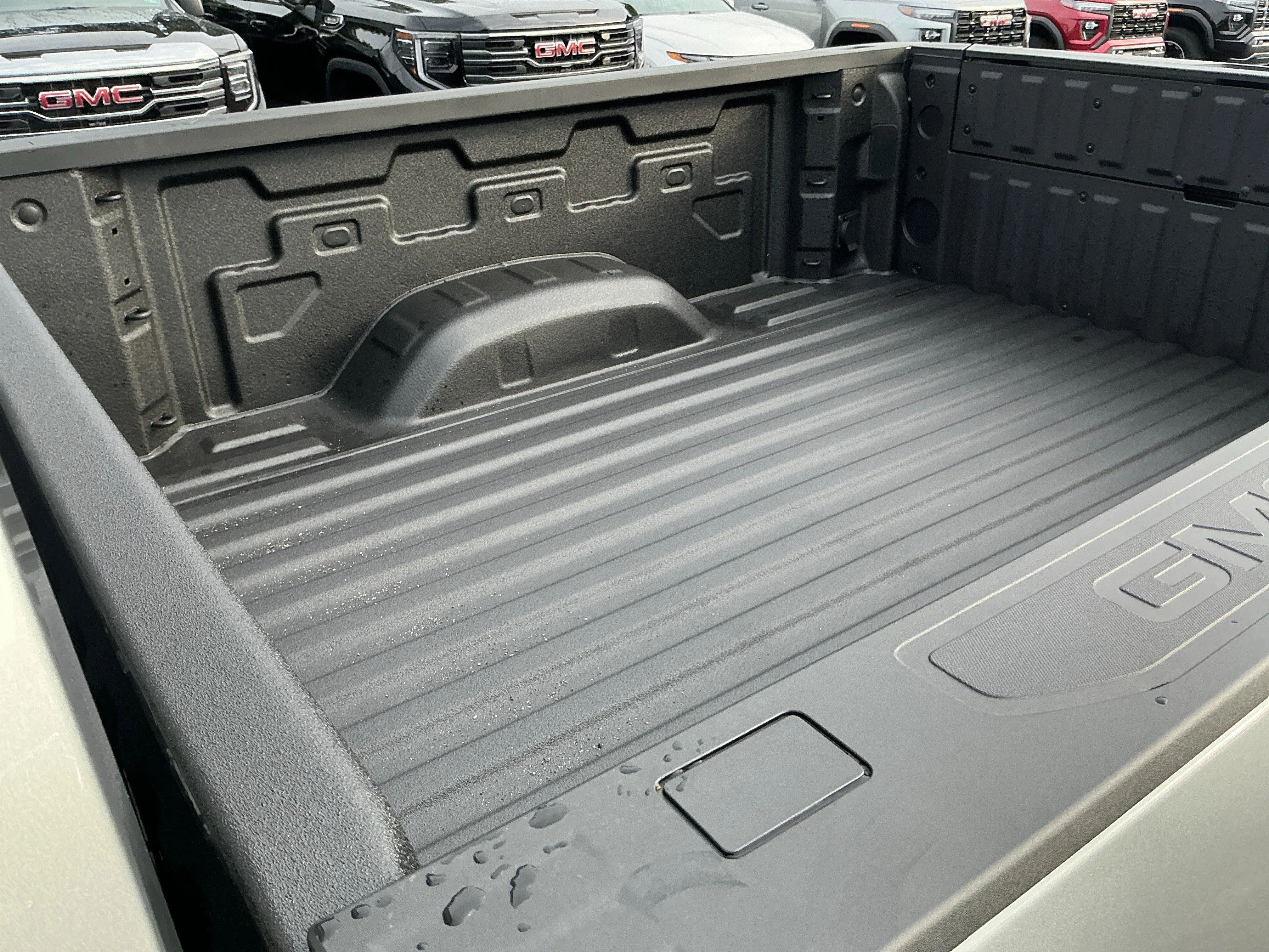 New 2026 Sterling Metallic GMC SLE image 26