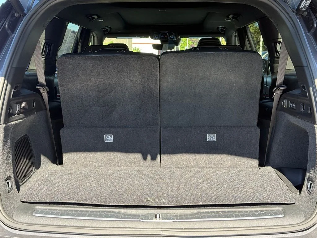 Used 2025 Gray Jeep Summit image 10