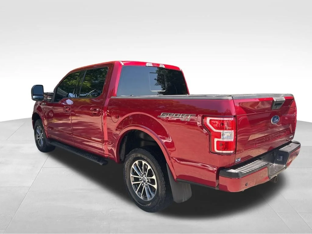 Used 2019 Red Ford XLT image 3