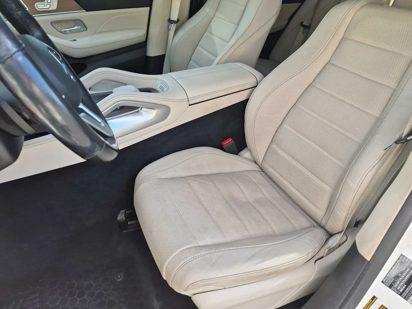 Used 2021 Polar White Mercedes-Benz GLE 450 image 16