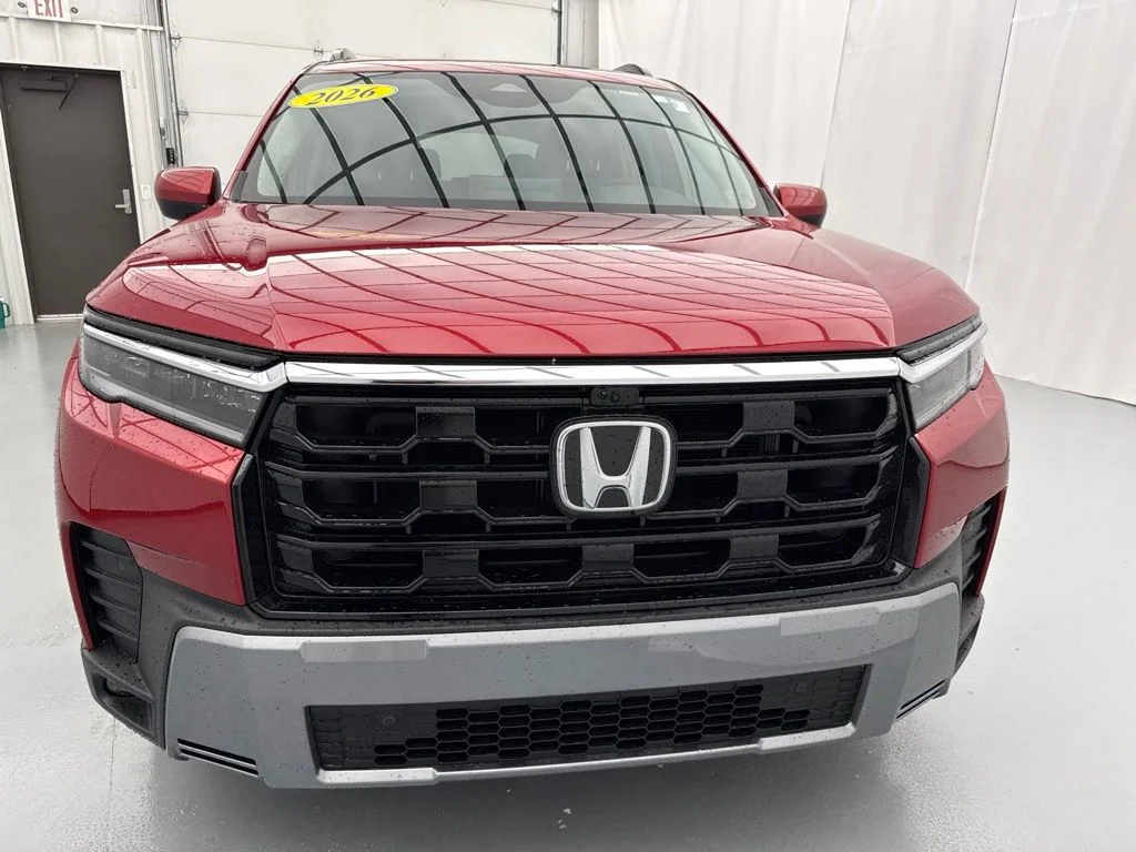 New 2026 Radiant Red Metallic II Honda Touring image 2