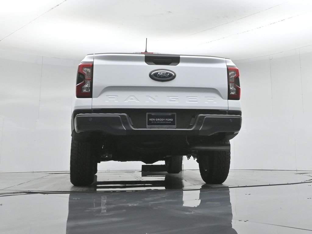 New 2026 Oxford White Ford XLT image 47