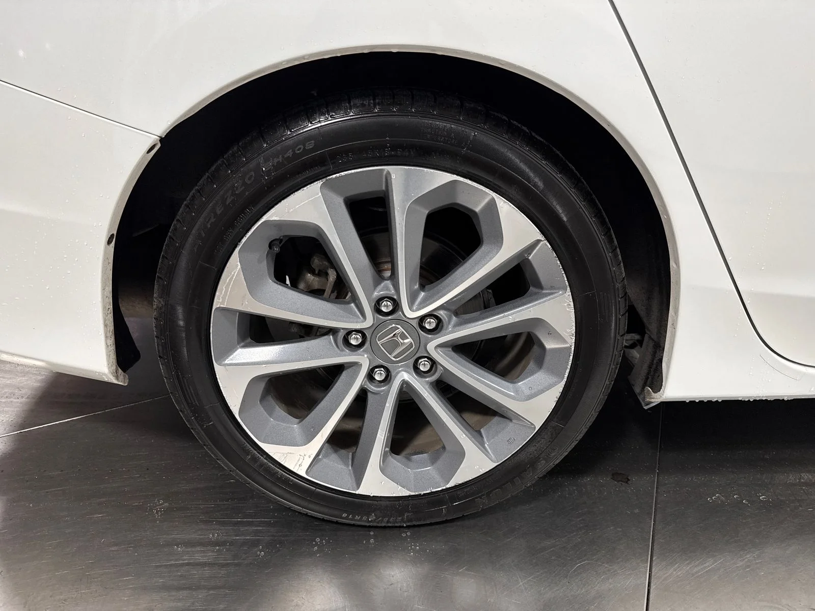 Used 2015 White Honda Sport image 13